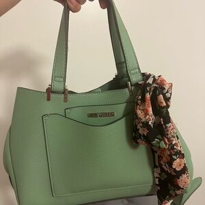 Summer Steve Madden purse with bow